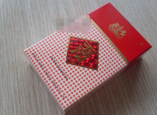 便宜大红鹰香烟多少钱一盒_大红鹰香烟多少钱一条